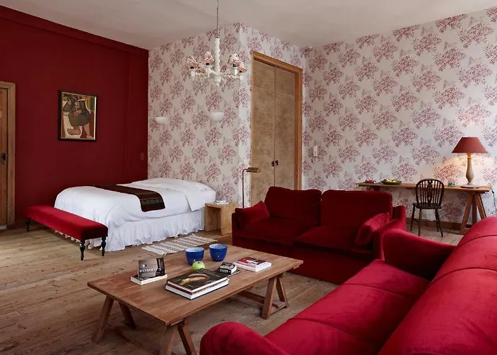 Standard Queen Suite
